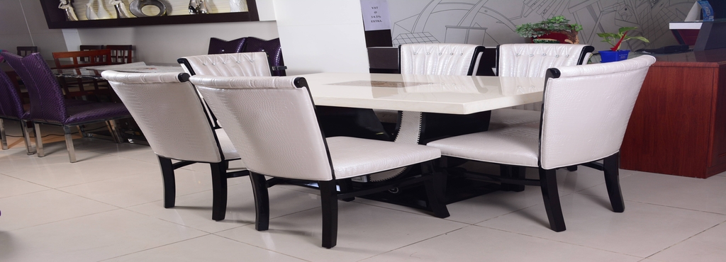 Estillo Furniture Regent Park Imported Computer Table